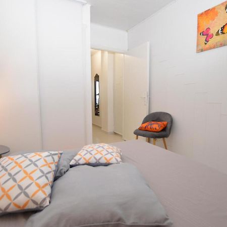 Cozy Apartment In Propriano With Kitchen Eksteriør billede