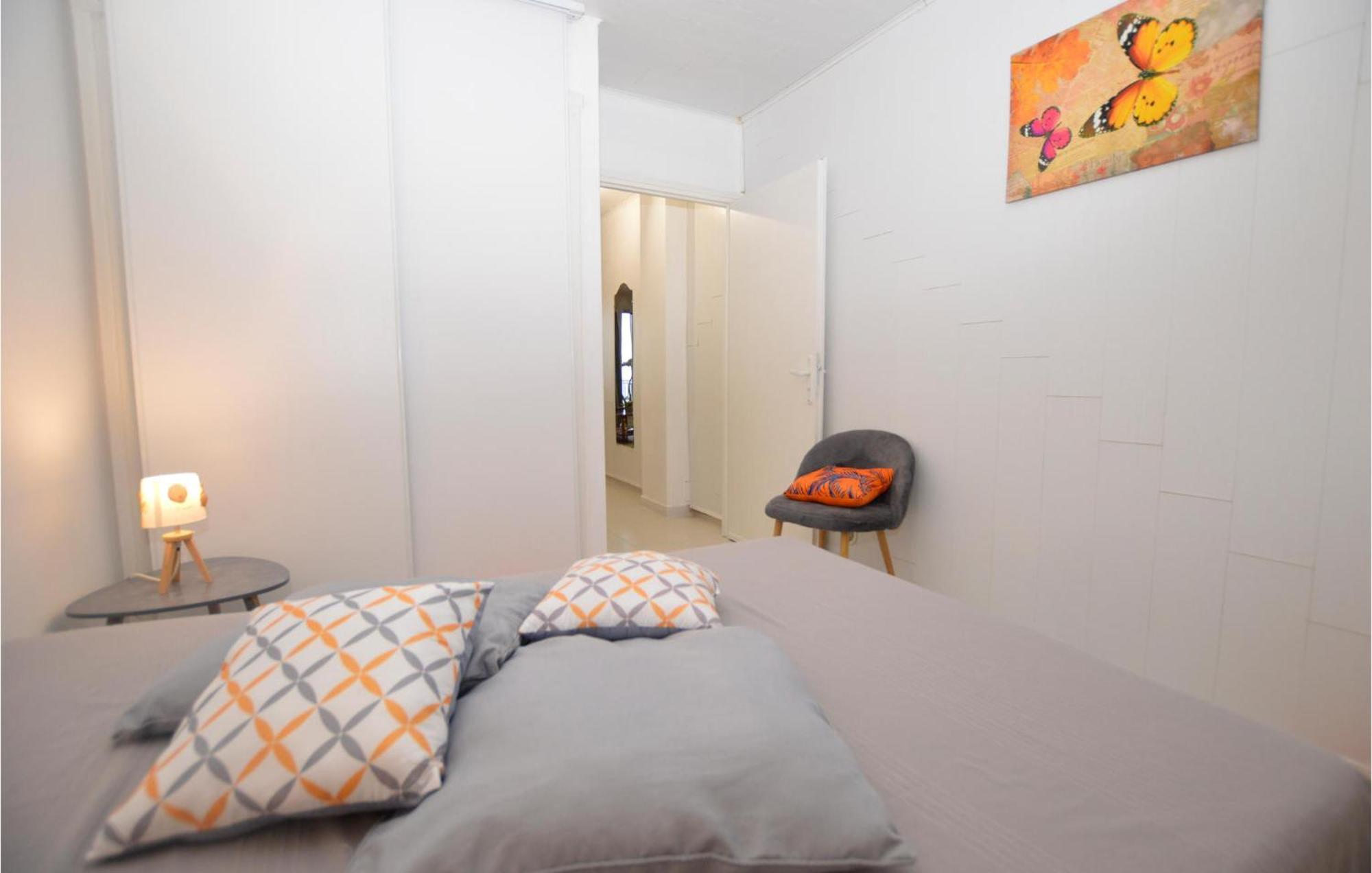 Cozy Apartment In Propriano With Kitchen Eksteriør billede